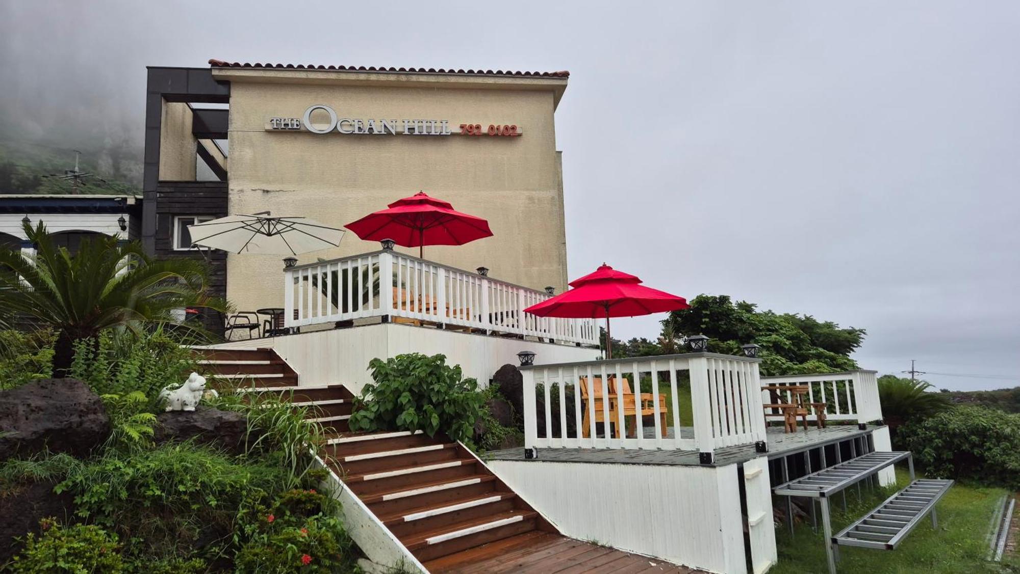 Jeju The Ocean Hill Pension Seogwipo Ngoại thất bức ảnh
