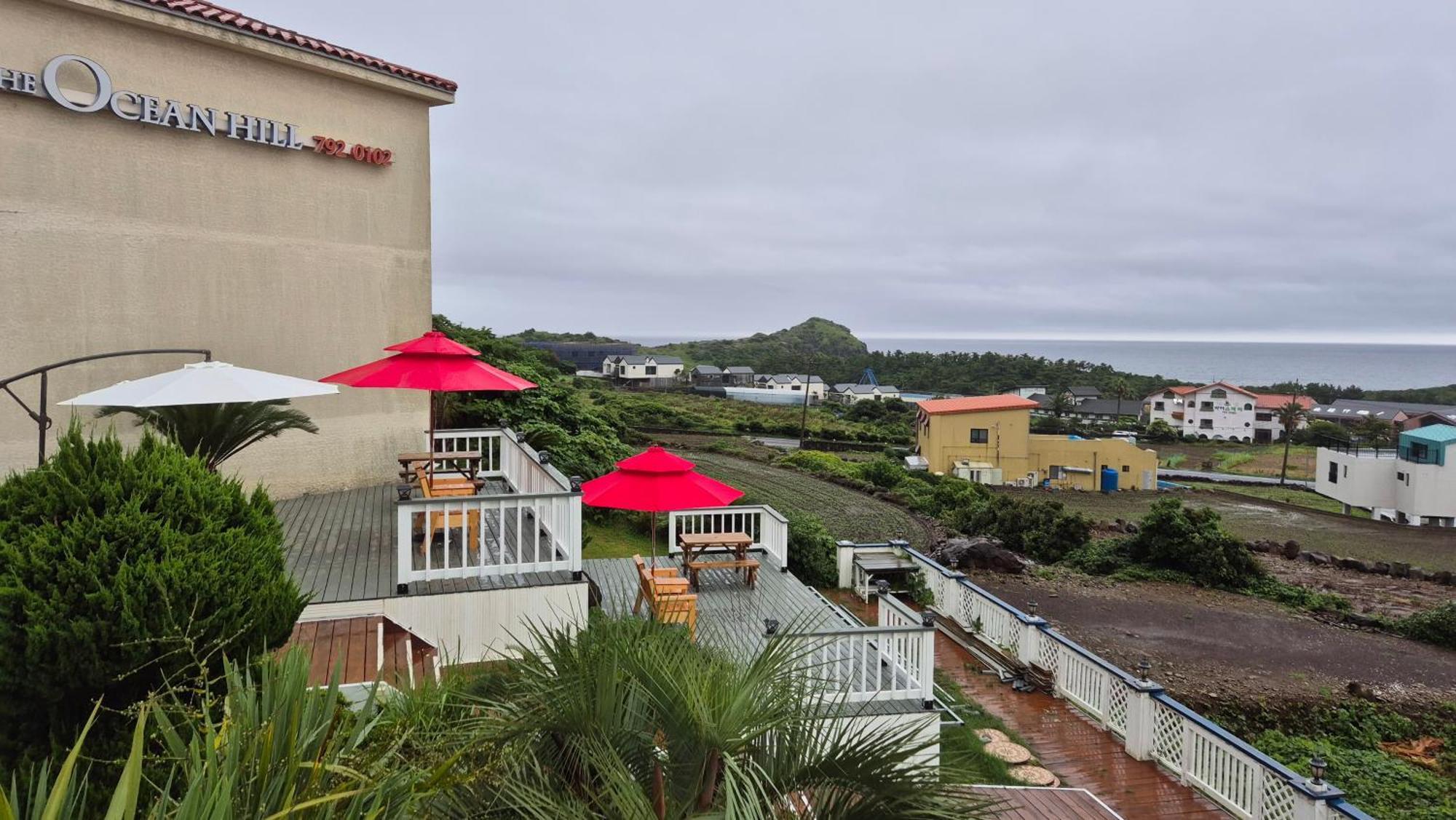Jeju The Ocean Hill Pension Seogwipo Ngoại thất bức ảnh