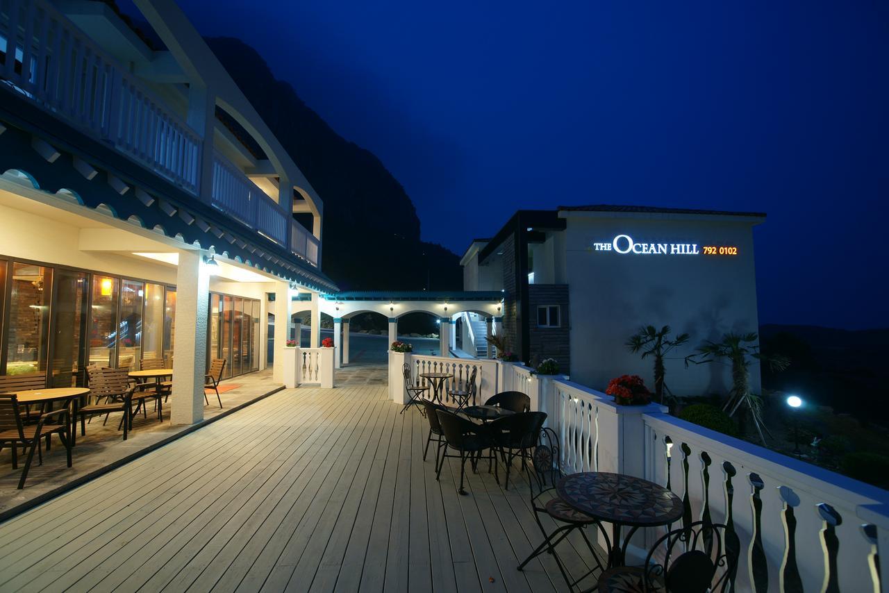 Jeju The Ocean Hill Pension Seogwipo Ngoại thất bức ảnh