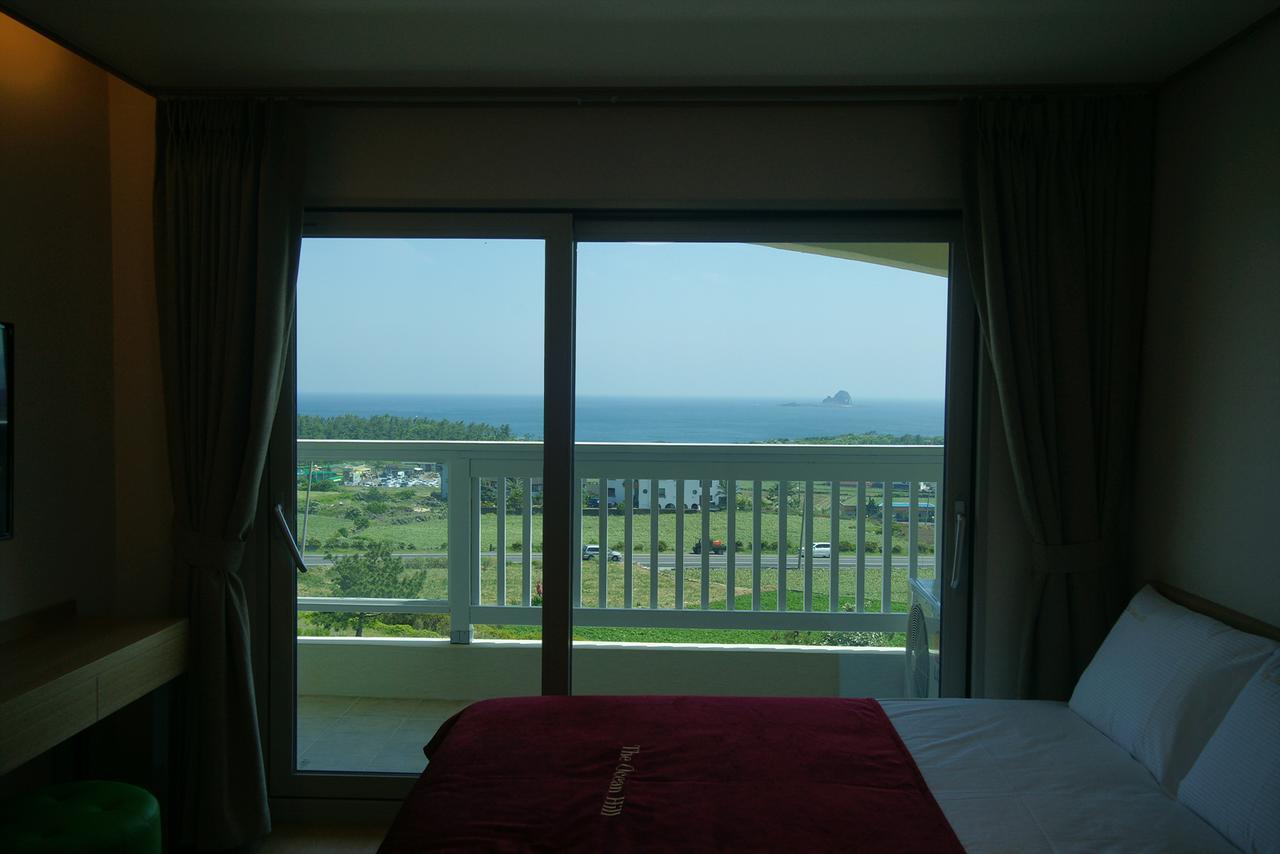 Jeju The Ocean Hill Pension Seogwipo Ngoại thất bức ảnh