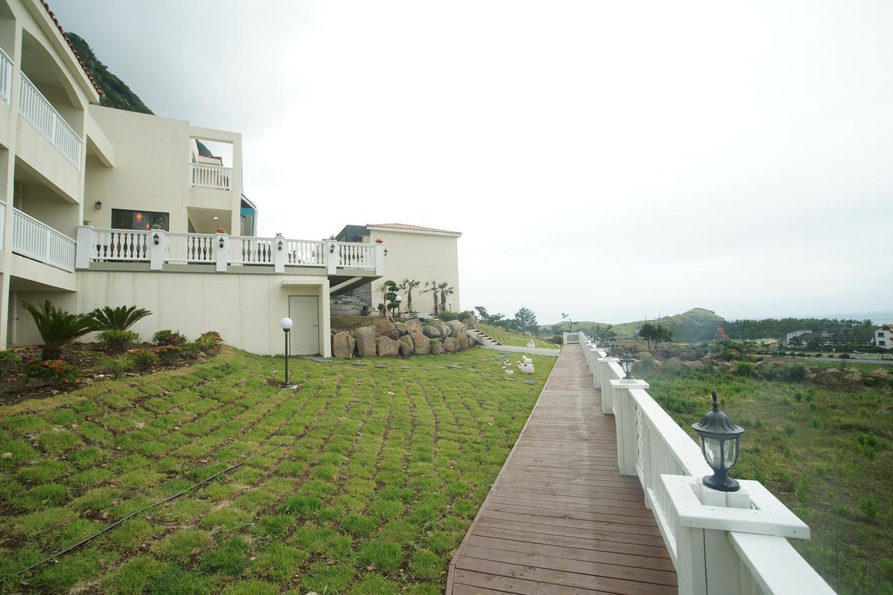 Jeju The Ocean Hill Pension Seogwipo Ngoại thất bức ảnh